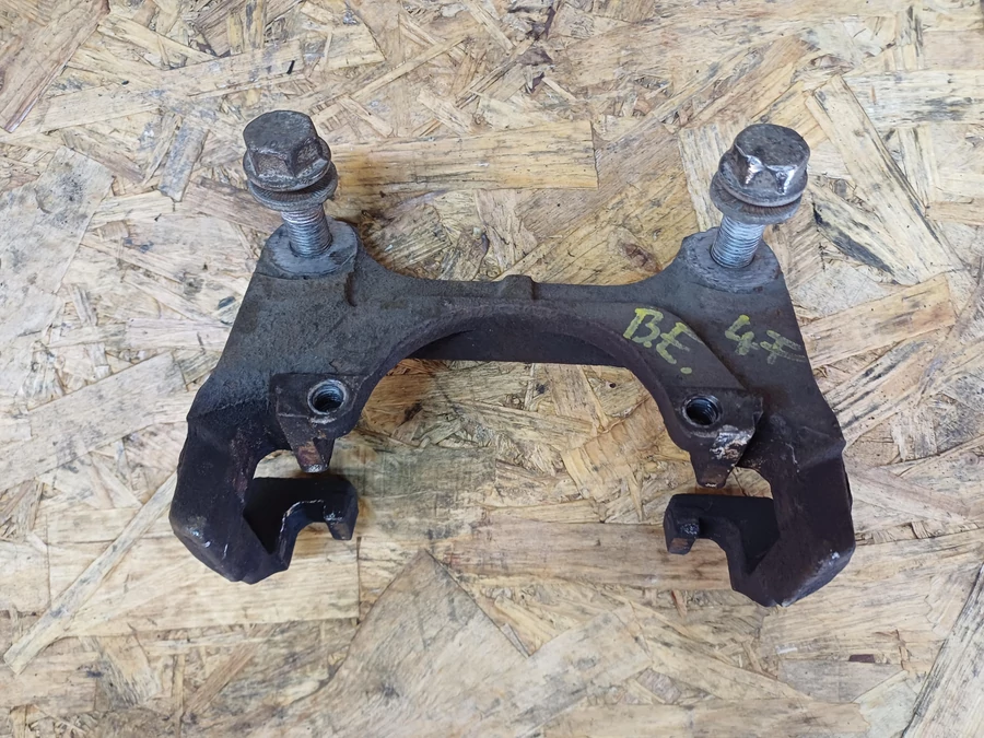 Audi A6 C6 4F ( 2004-2011) 2.7Tdi  3.0Tdi V6 Diesel Bal Első Féknyereg Tartó 