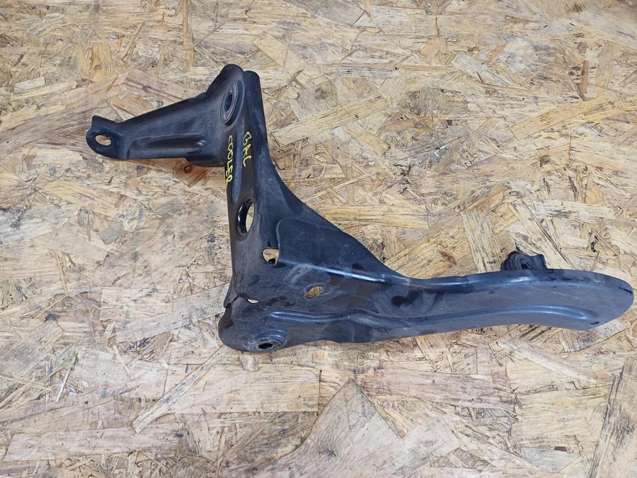 Audi A6 C6 4F ( 2004-2011) 2.7Tdi  3.0Tdi V6 Diesel Bal Intercooler Tartó 