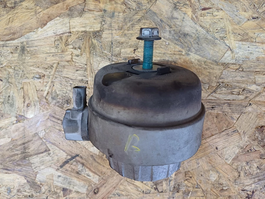 Audi A6 C6 4F ( 2004-2011) 2.7Tdi  3.0Tdi V6 Diesel Bal Motortartóbak 