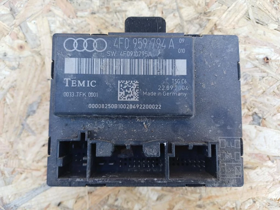 Audi A6 C6 4F ( 2004-2011) Jobb Hátsó Ajtó Vezérlő Elektronika
