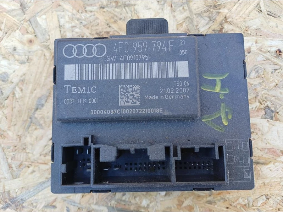 Audi A6 C6 4F ( 2004-2011) Jobb Hátsó Ajtó Vezérlő Elektronika