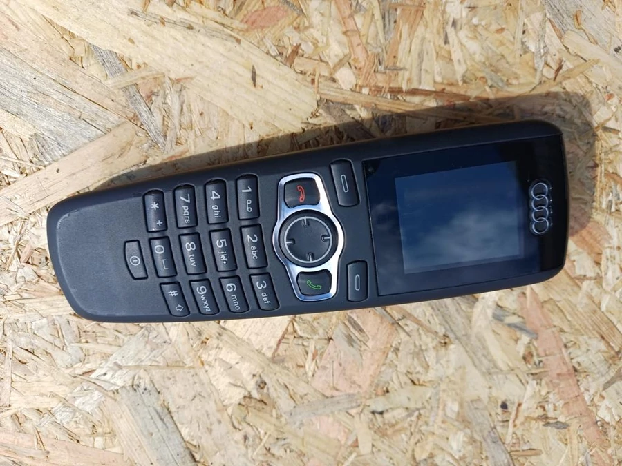 Audi A6 C6 4F ( 2004-2011) Telefon