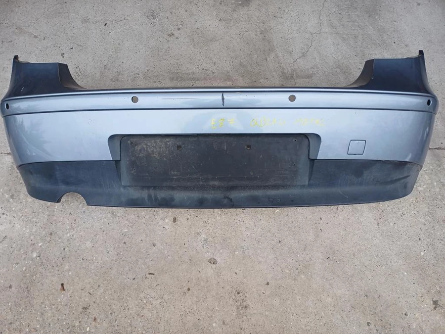 BMW 1 E87 (2005-2011) Hátsó Lökhárító 