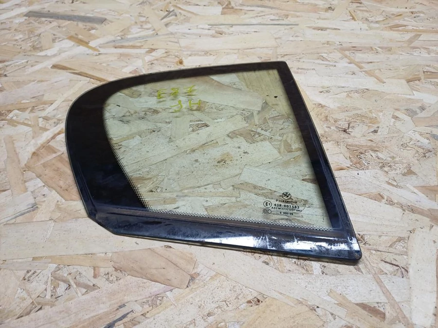 BMW 1 E87 (2005-2011) Jobb Hátsó Üveg