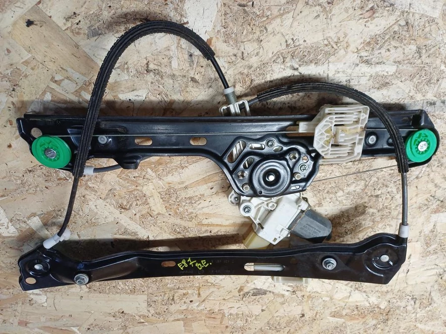 BMW 1 E87 (2005-2011) Bal Első Ajtó Ablakemelő Szerkezet Motorral 