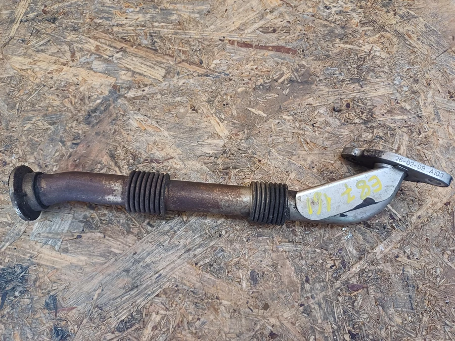BMW 1 E81 E82  E87 (2005-2011) 1.6 Benzines EGR Cső