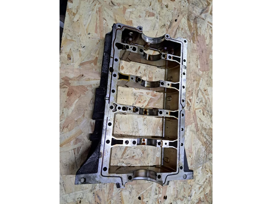 BMW 3 E46 (2000-2005) 1.8 2.0 Benzines Főtengely Tartó