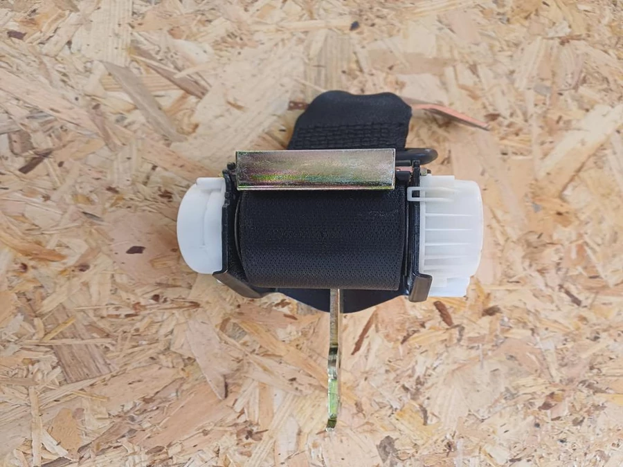 BMW 5 E60  (2003-2009) Bal Hátsó Biztonsági Öv