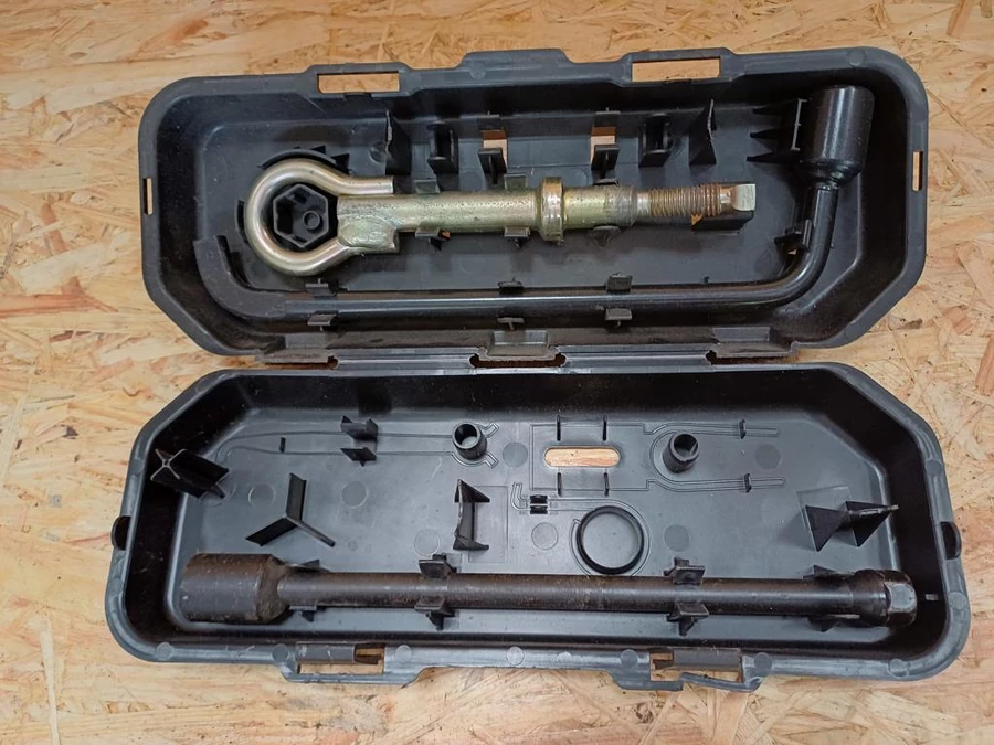 Citroen C2 (2002-2010) Vonószem 