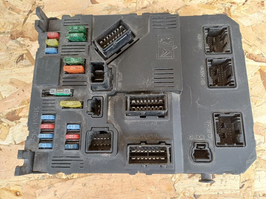 Citroen C3 (2002-2008)  Bsi Biztosíték Tábla 