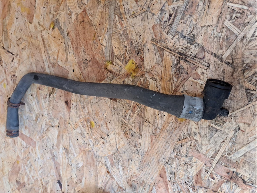 Citroen C3 (2002-2008)  1.1 Benzines  Vízcső