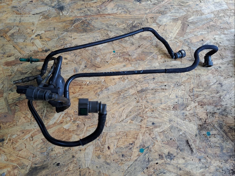 Citroen C2 (2002-2010) 1.4HDI  Üzemanyagcső