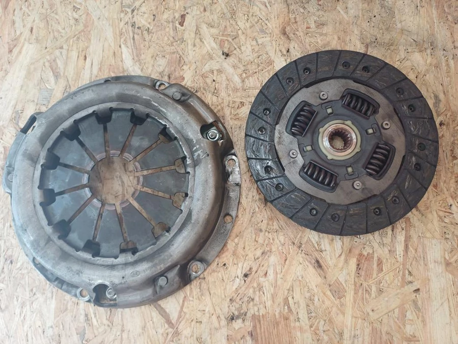 Daewoo Kalos (2002-(2007 1.2 Benzines Kuplung Tárcsa Szerkezettel 