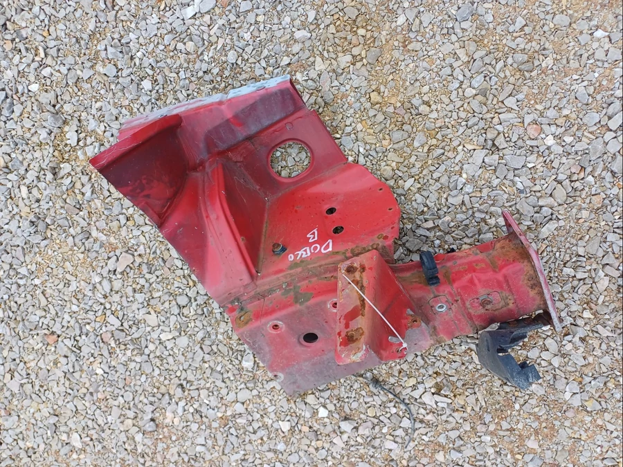 Fiat Doblo (2000-2006)  Bal Első Nyúlvány