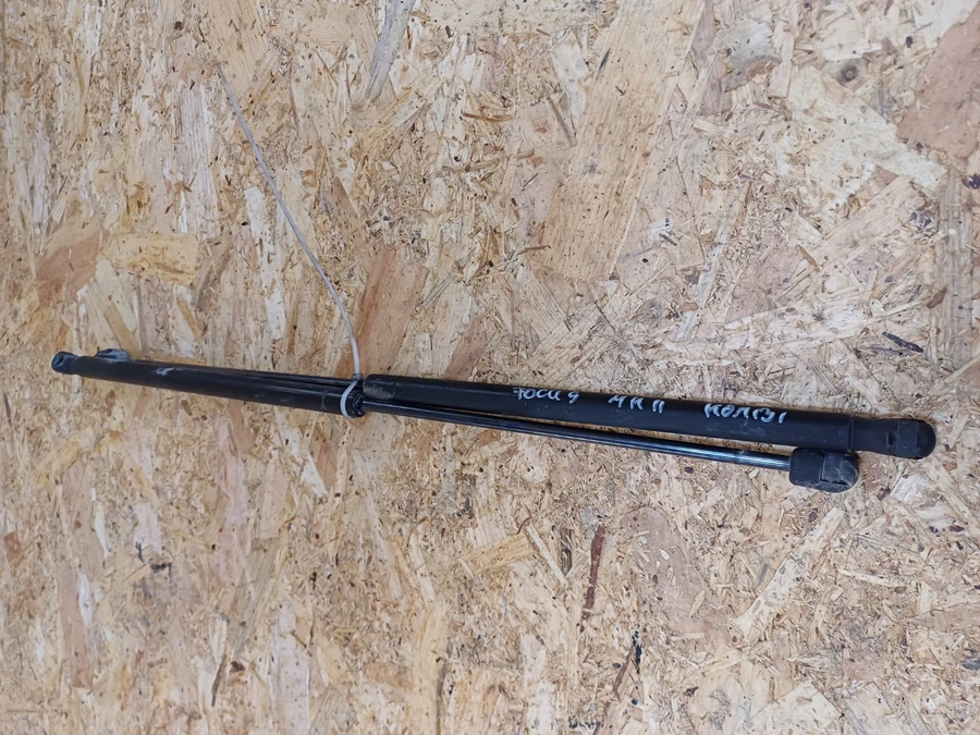 Ford Focus MK2 (2004-2010) Kombi Csomagtérajtó Kitámasztó Teleszkóp  Pár