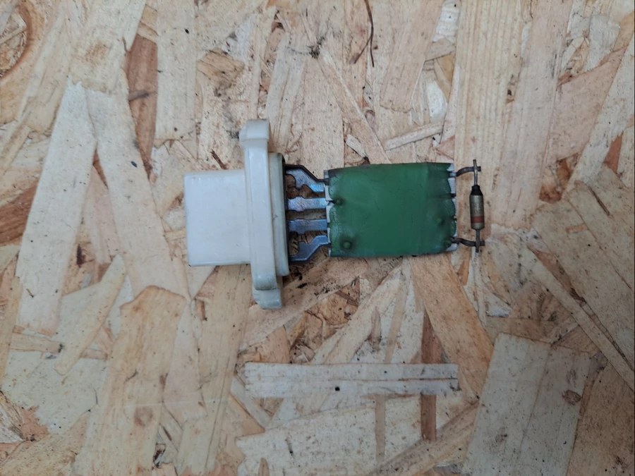 Ford Fusion (2002-2010)  Fűtőmotor Előtét Elenállás