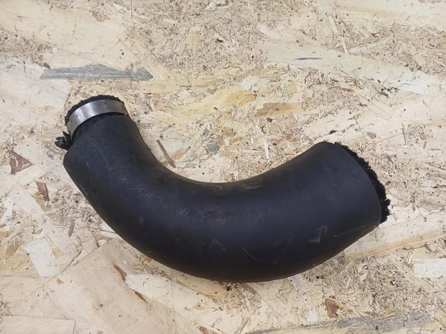 Hyundai Trajet (2001-2008) 2.0CRDI Diesel Turbó Cső