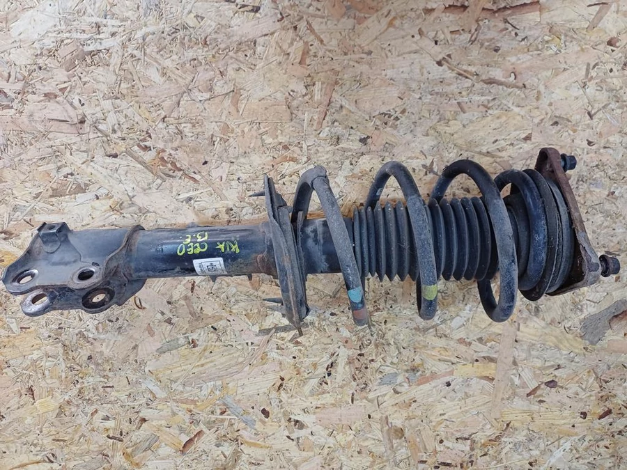 Kia Ceed JD (2012-2018) 1.6Crdi Diesel Bal Első Lengéscsillapító Rugóval 