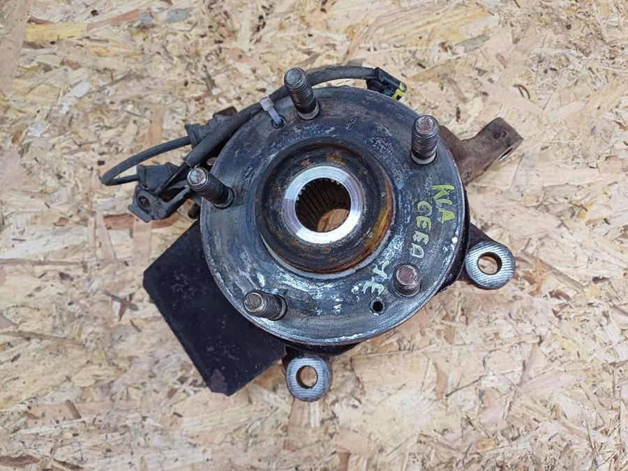 Kia Ceed JD (2012-2018) 1.6Crdi Diesel Jobb Első Csonkállvány  Kerékaggyal