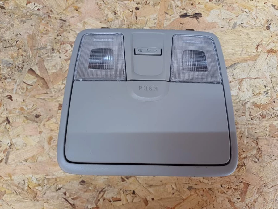 Kia Ceed JD (2012-2018) Első Beltér Világítás 