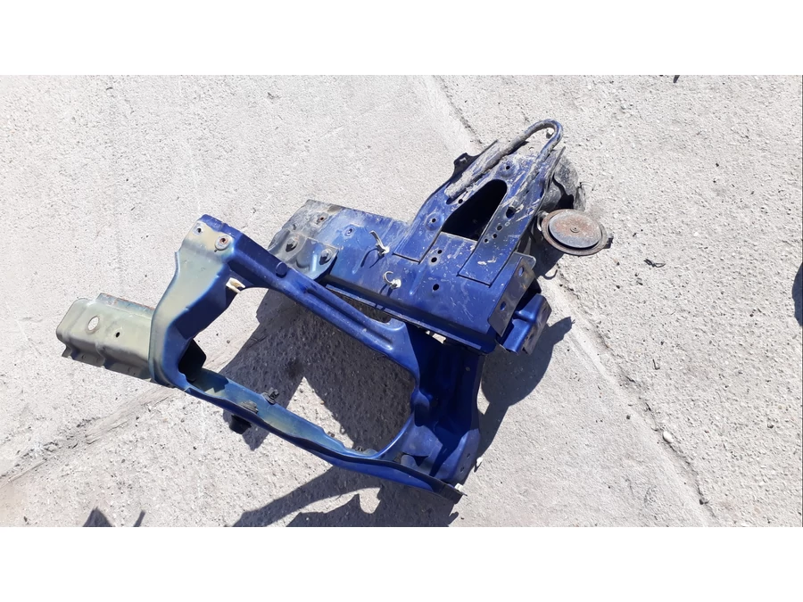 Chevrolet Lacetti (2005-2013)  Kombi Sedán  Bal Első Lámpa Keret