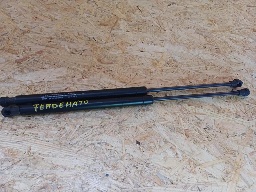 Chevrolet Lacetti Ferdehátú (2005-2013)  Csomagtérajtó Kitámasztó Teleszkóp Pár 