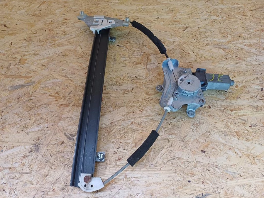 Chevrolet Lacetti (2005-2013) Jobb Első Ajtó  Ablakemelő Szerkezet Motorral 