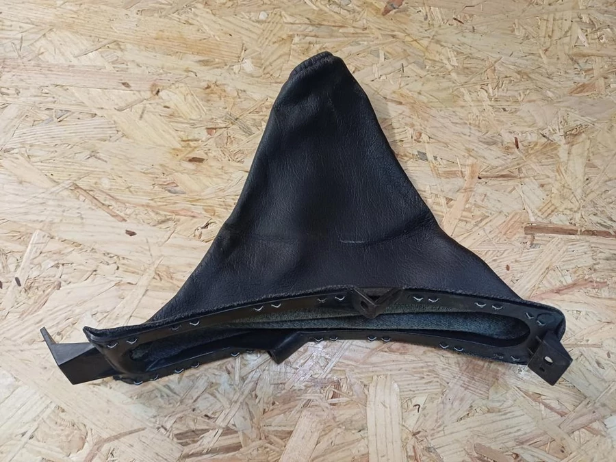 Chevrolet Lacetti (2005-2013) Bőr Kézifékar Szoknya 