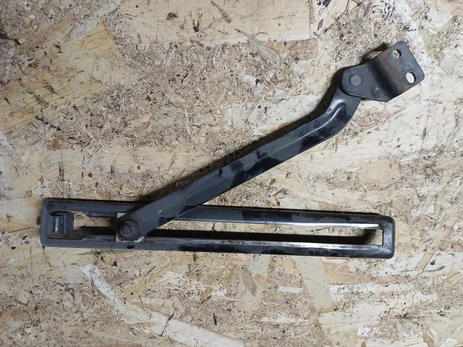 Land Rover Freelander (1997-2006) Csomagtérajtó Nyító Szerkezet