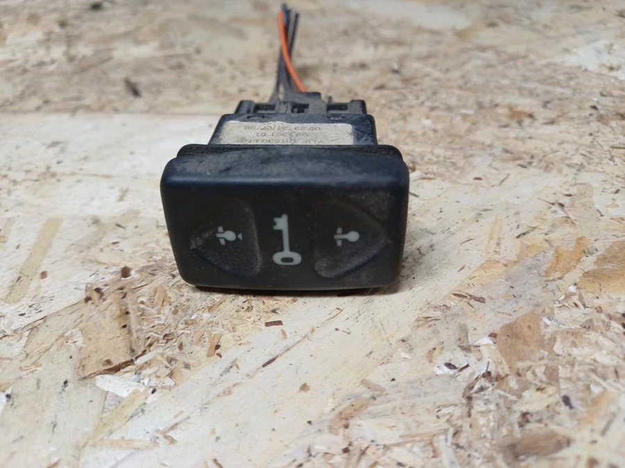 Land Rover Freelander (1997-2006) Központizár Kapcsoló 