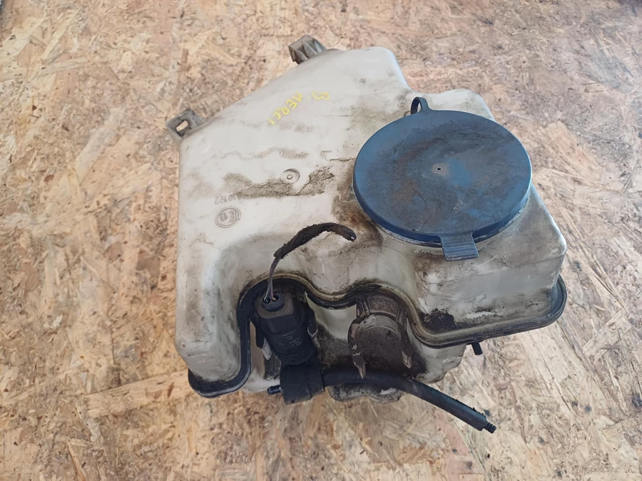 Mercedes B Class W245 (2005-2011) Ablakmosó Tartály Motorral 