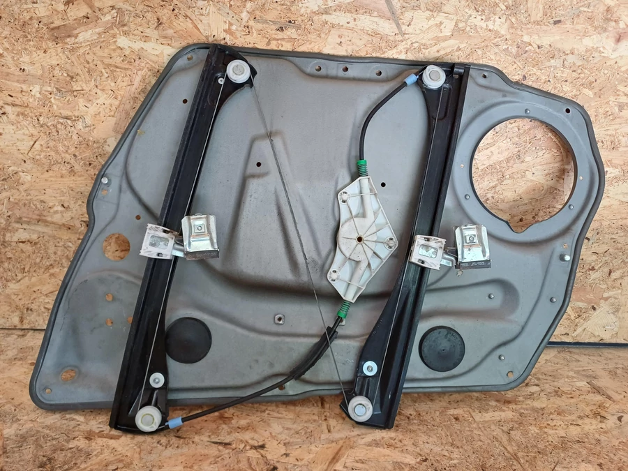 Mercedes B Class W245 (2005-2011) Bal Első Ajtó Ablakemelő Szerkezet Elektromos 