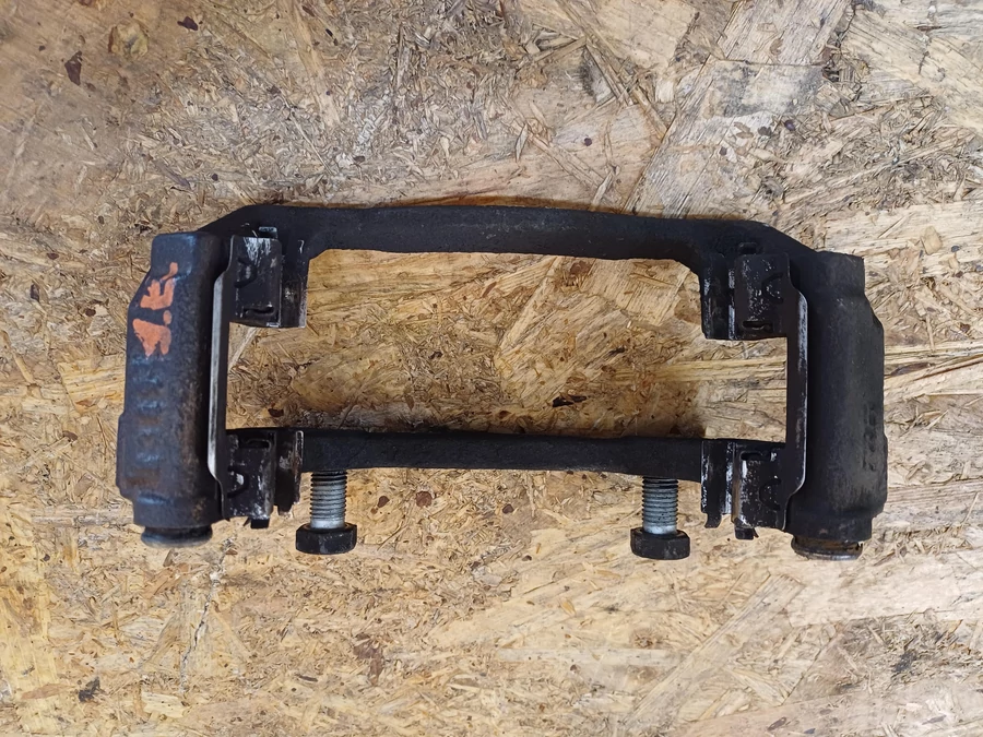 Mercedes B Class W245 (2005-2011) 180Cdi Diesel Jobb Első Féknyereg Tartó 