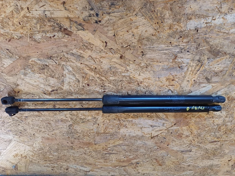 Mercedes B Class W245 (2005-2011) Csomagtérajtó Kitámasztó Teleszkóp 