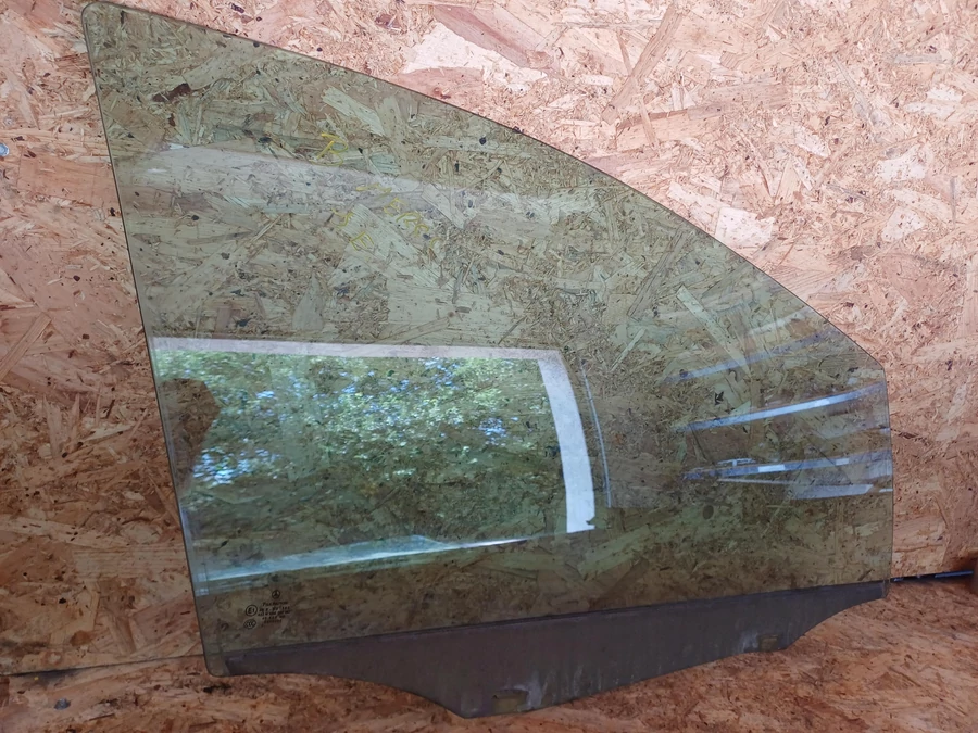 Mercedes B Class W245 (2005-2011) Jobb Első Ajtó Üveg 