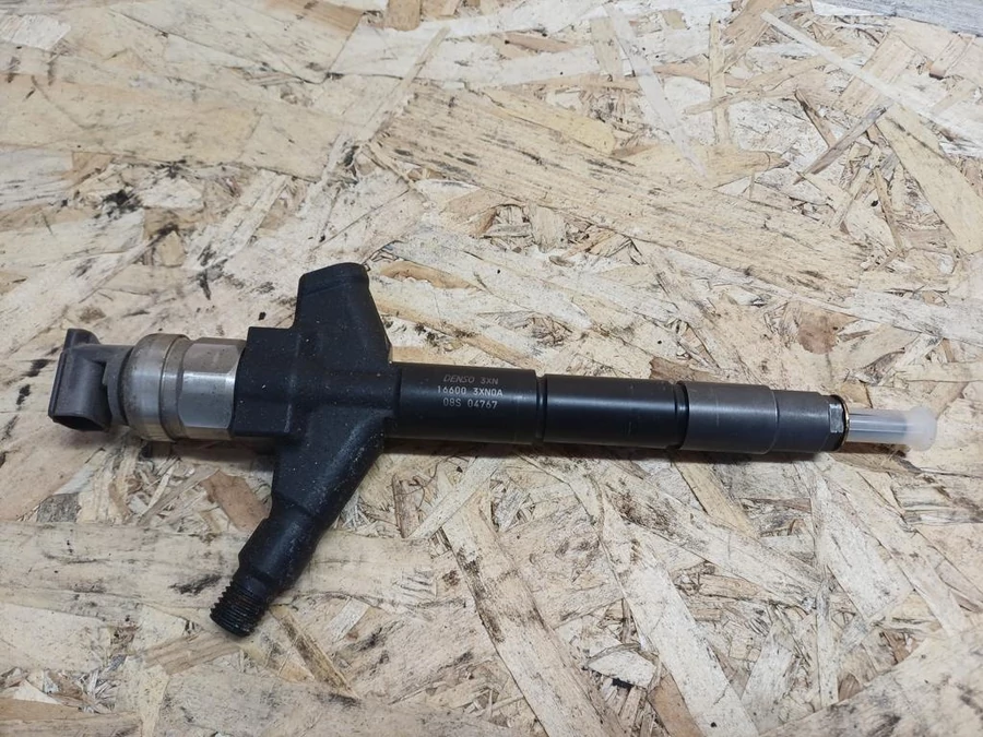 Nissan Navara 2.5 Dci Diesel Porlasztó 