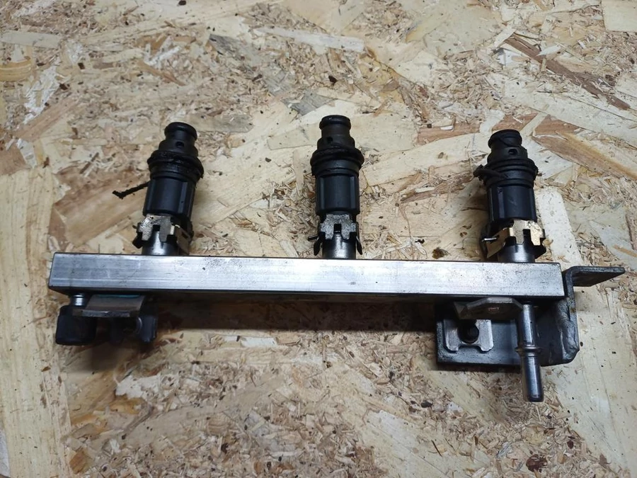 Opel Corsa C (2000-2010) 1.0 12V Benzines Injektor Szett 