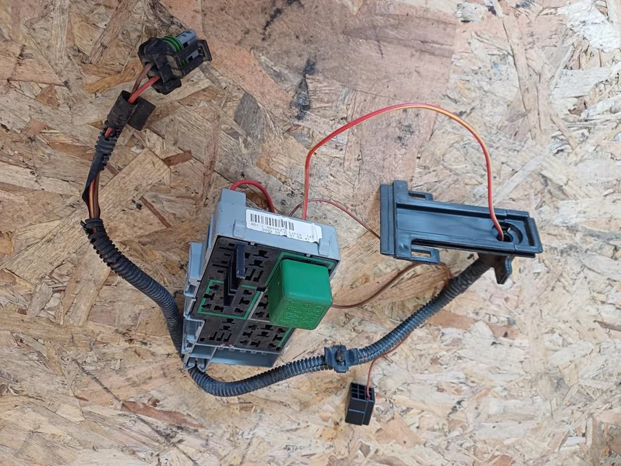 Opel Corsa C (2000-2010) 1.2 16V Benzines Biztosíték Tábla 