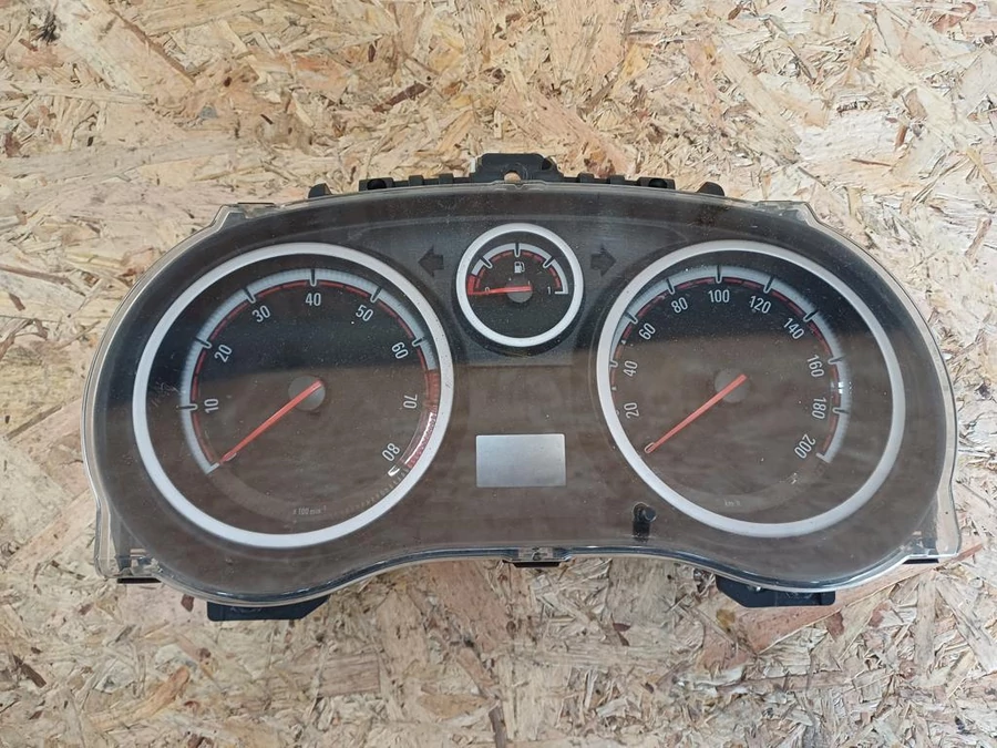 Opel Corsa D (2006-2015)  1.4 Benzines Kilométeróra 