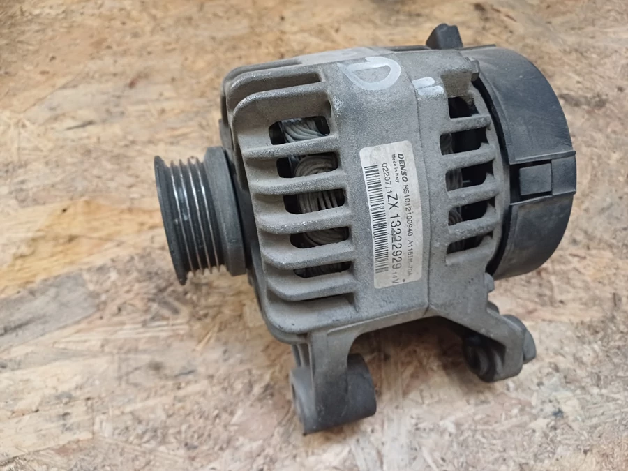 Opel Corsa D (2006-2015) 1.4 Benzines Generátor