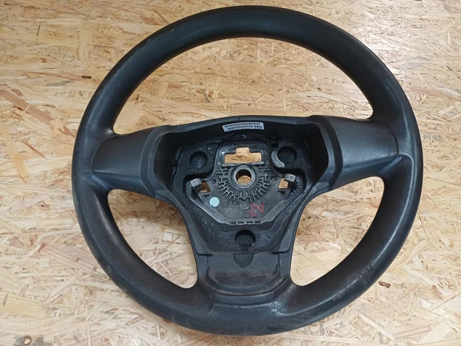 Opel Corsa D (2006-2015) Kormány