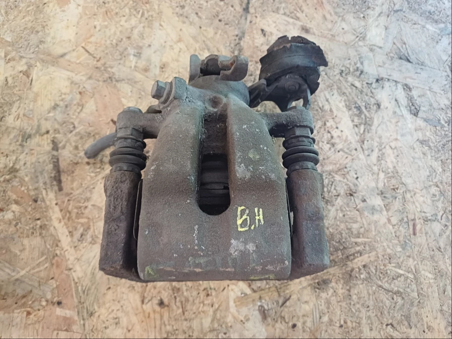 Opel Zafira A (1998-2004) Bal Hátsó Féknyereg