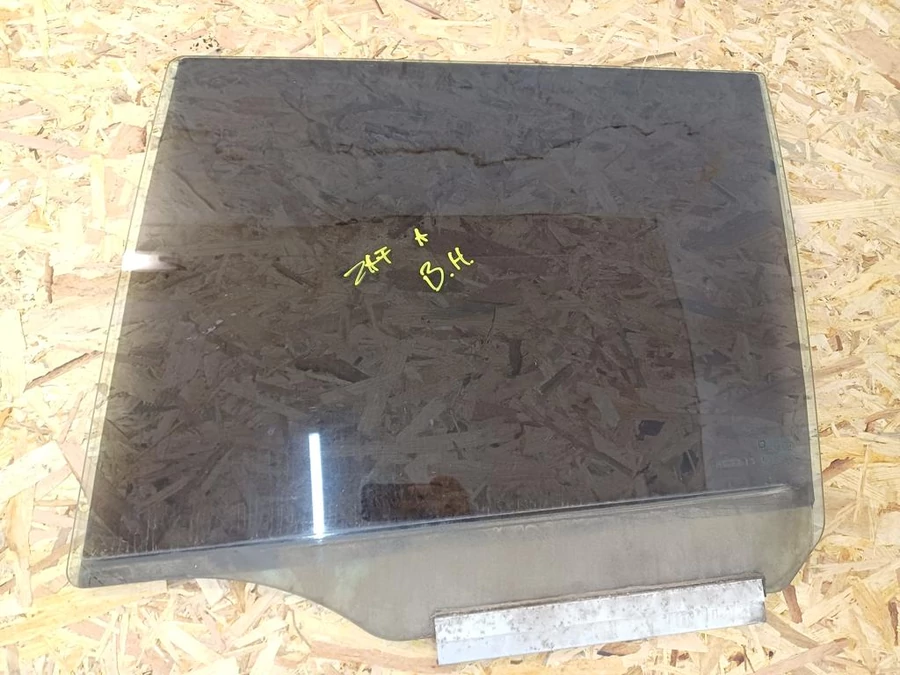 Opel Zafira A (1998-2004) Bal Hátsó Ajtó Üveg 