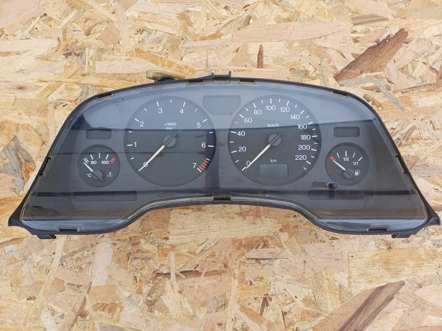 Opel Zafira A (1998-2004) Benzines Kilométeróra 