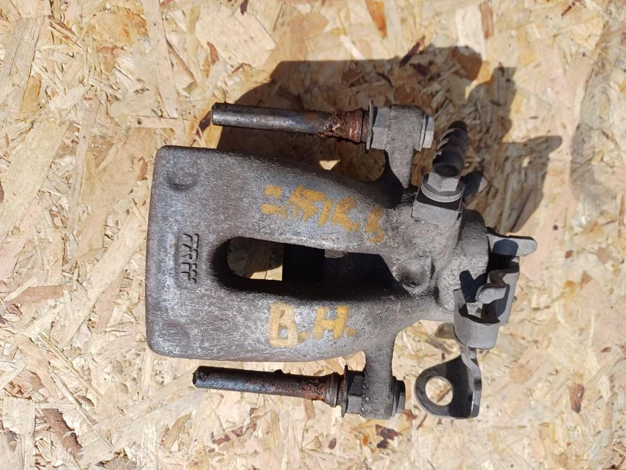 Opel Zafira B (2005-2014) Bal Hátsó Féknyereg 