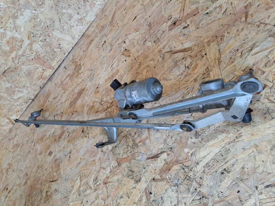 Opel Zafira B (2005-2014)  Első Ablaktörlő Szerkezet Motorral