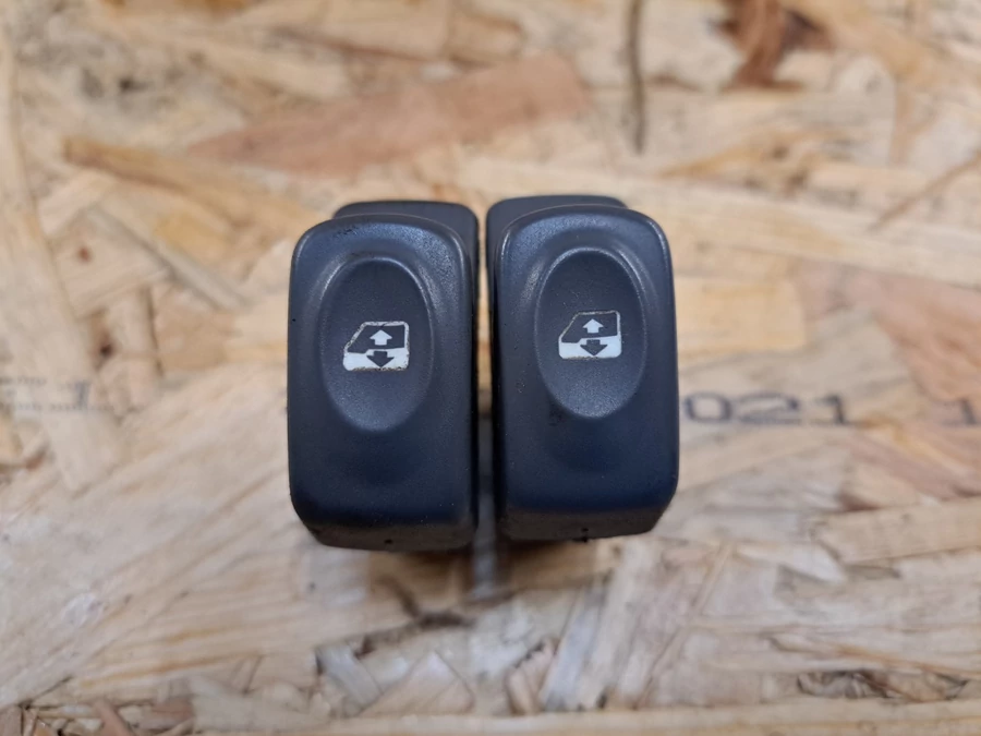 Renault Thalia (2000-2009) Ablakemelő Kapcsoló Pár