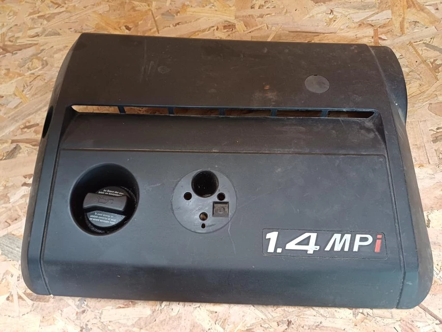 Skoda Fabia (1999-2007) 1.4 Benzines  Felső Motorburkolat 