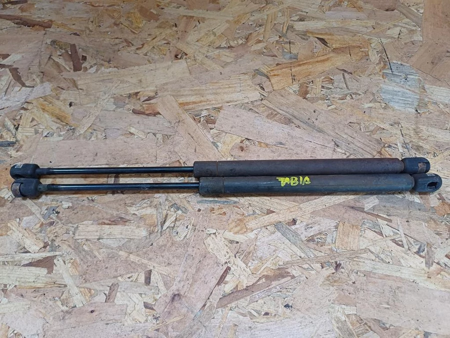 Skoda Fabia (1999-2007) Csomagtérajtó Kitámasztó Teleszkóp Pár 