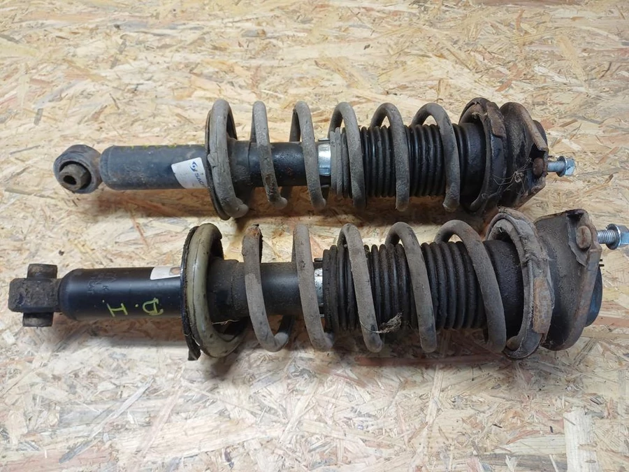 Subaru Impreza (2008-2012) Hátsó Lengéscsillapító Pár Rugóval